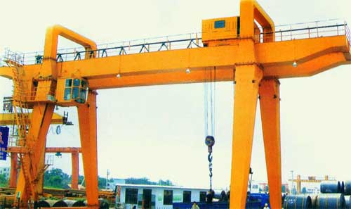 深圳U型雙主梁門式起重機(jī)安裝 高效安全的工程解決方案